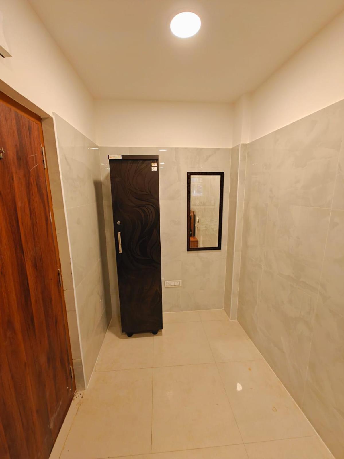 Hotel Sai Inn A/C Chennai Esterno foto